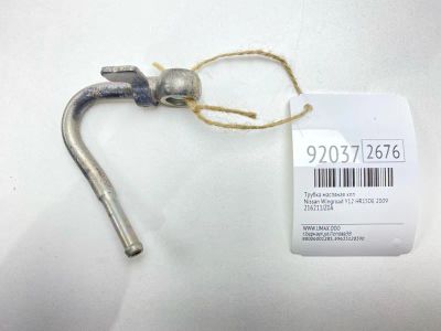 Лот: 23574257. Фото: 1. Трубка масляная КПП Nissan Wingroad... Двигатель и элементы двигателя