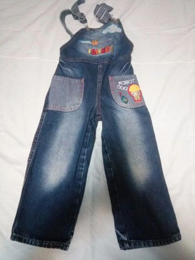 Лот: 12148454. Фото: 1. джинсовый комбинезон, джинсы на... Брюки, шорты, джинсы