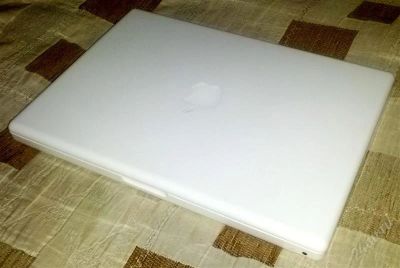 Лот: 2004904. Фото: 1. Apple Macbook 13,3" White Core... Ноутбуки