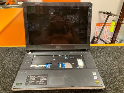 Лот: 20659506. Фото: 1. Б\У ноутбук Sony Vaio VGN-AR PCG-8112P... Ноутбуки