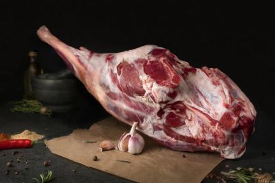 Лот: 12572734. Фото: 1. Мясо баранины(окорок на кости... Мясо, птица, яйцо