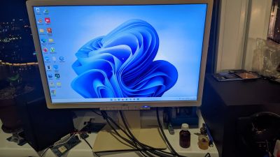Лот: 24666405. Фото: 1. Монитор Fujitsu b22w-6. ЖК-мониторы