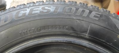 Лот: 24422895. Фото: 1. bridgestone blizzak spike-02 185... Шины