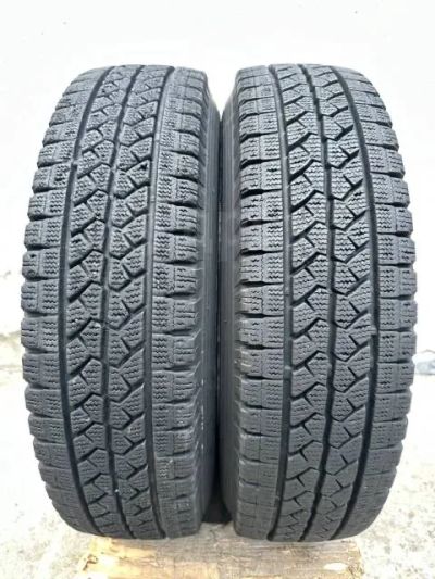 Лот: 25644129. Фото: 1. Зимние шины 165/80R14 LT Bridgestone... Шины