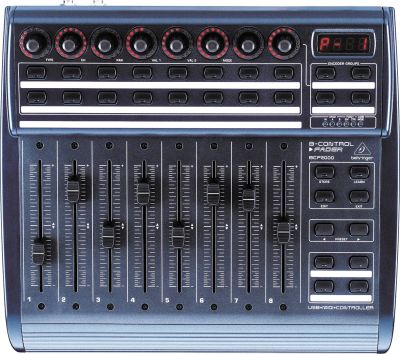 Лот: 11777580. Фото: 1. Behringer BCF 2000. MIDI-оборудование