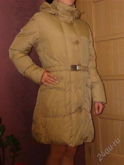 Лот: 499467. Фото: 1. Пуховик BENETTON, 44 разм. Верхняя одежда