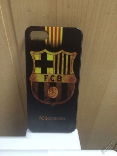 Лот: 5833192. Фото: 1. Чехол на iPhone 5 FC Barcelona. Чехлы, бамперы