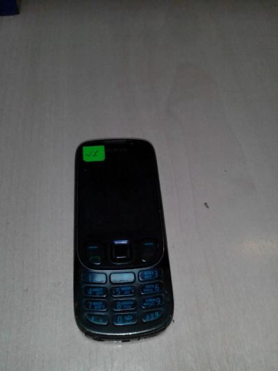 Лот: 7958767. Фото: 1. № 1 Nokia 6303. Кнопочные мобильные телефоны