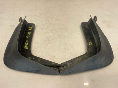 Лот: 23276207. Фото: 1. брызговики Chevrolet Aveo T250. Двигатель и элементы двигателя