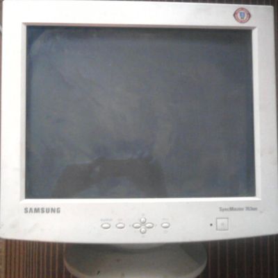Лот: 3751010. Фото: 1. Монитор Samsung SyncMaster 763mb. ЭЛТ-мониторы