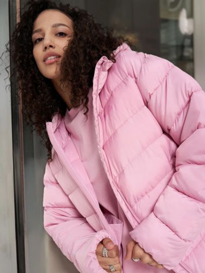 Лот: 22701830. Фото: 1. Пуховик женский FILA Essential... Легкие куртки, толстовки