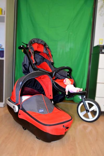 Лот: 7731135. Фото: 1. Коляска Chicco Trio S3 Black. Коляски
