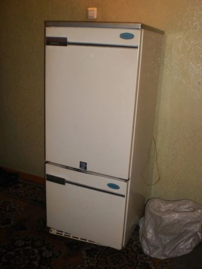 Лот: 4883720. Фото: 1. Продам холодильник. Холодильники, морозильные камеры