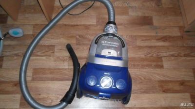Лот: 8568938. Фото: 1. Пылесос Electrolux 1800W контейнерного... Пылесосы, паровые швабры