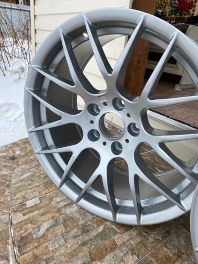 Лот: 17297990. Фото: 1. Летняя резина на дисках R18 BMW. Шины на дисках