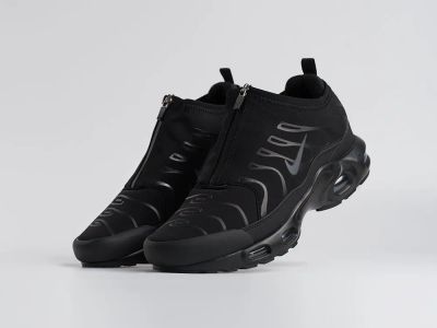 Лот: 25623638. Фото: 1. Кроссовки Nike Air Max Plus TN. Кеды, кроссовки, слипоны