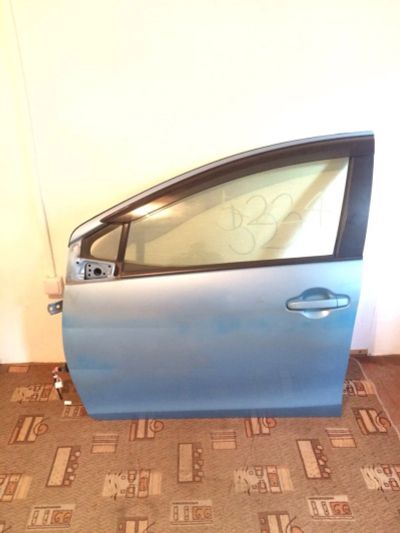 Лот: 14453933. Фото: 1. Toyota Aqua . Дверь передняя левая. Кузов
