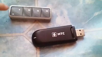 Лот: 9315344. Фото: 1. мп3 плеер и модем. Плееры