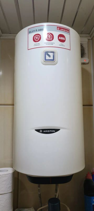 Лот: 21276111. Фото: 1. Бойлер Ariston. Водонагреватели, бойлеры