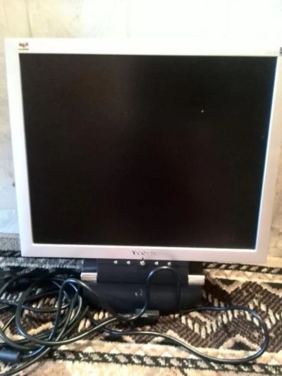 Лот: 7560794. Фото: 1. Монитор ViewSonic VA702 диагональ... ЖК-мониторы
