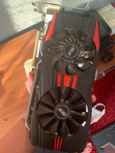 Лот: 14833915. Фото: 1. Asus AMD Radeon R9 280X. Видеокарты