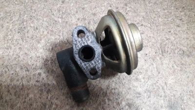 Лот: 21413469. Фото: 1. клапан EGR Nissan. Двигатель и элементы двигателя