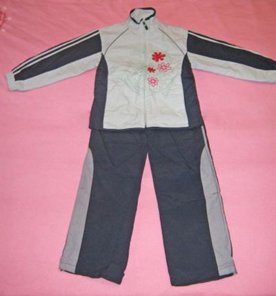Лот: 14656119. Фото: 1. Детский спортивный костюм Didi... Комплекты, комбинезоны, костюмы