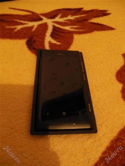Лот: 2691016. Фото: 1. Nokia Lumia 800. Кнопочные мобильные телефоны
