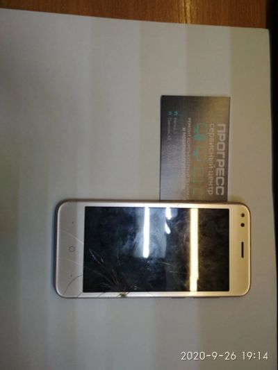 Лот: 16597152. Фото: 1. Смартфон Micromax Q437. Смартфоны