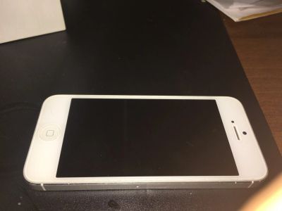 Лот: 9085276. Фото: 1. iphone 5 64 gb СР0ЧНО!!. Смартфоны
