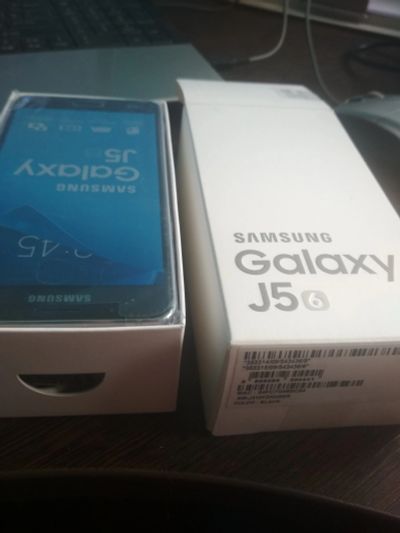 Лот: 11992860. Фото: 1. смартфон Samsung galaxy j5. Смартфоны
