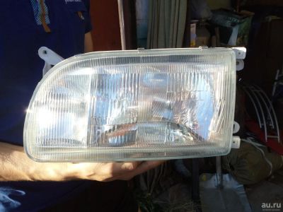 Лот: 8107373. Фото: 1. Фары передние на Toyota Hiace. Оптика и освещение