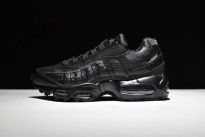 Лот: 9978176. Фото: 1. Кроссовки Nike Air Max 95(мужские... Кеды, кроссовки, слипоны