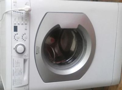 Лот: 9842386. Фото: 1. Стиральная машина Hotpoint Ariston... Стиральные машины