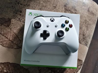 Лот: 11124895. Фото: 1. Геймпад Xbox one. Аксессуары для игровых приставок, консолей, геймпады