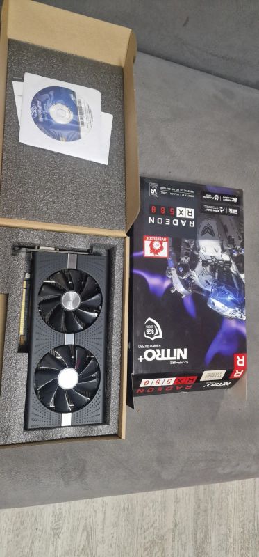 Лот: 24666393. Фото: 1. видеокарта rx580 sapphire nitro... Видеокарты