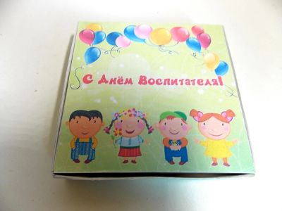 Лот: 8227402. Фото: 1. Шокобокс- С днём воспитателя. Букеты из конфет, игрушек