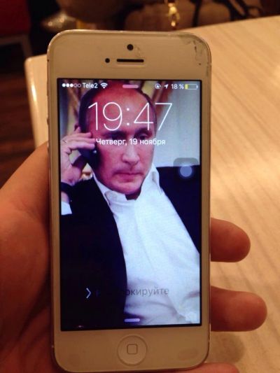 Лот: 6599580. Фото: 1. iPhone 5-64gb White Срочно. Смартфоны