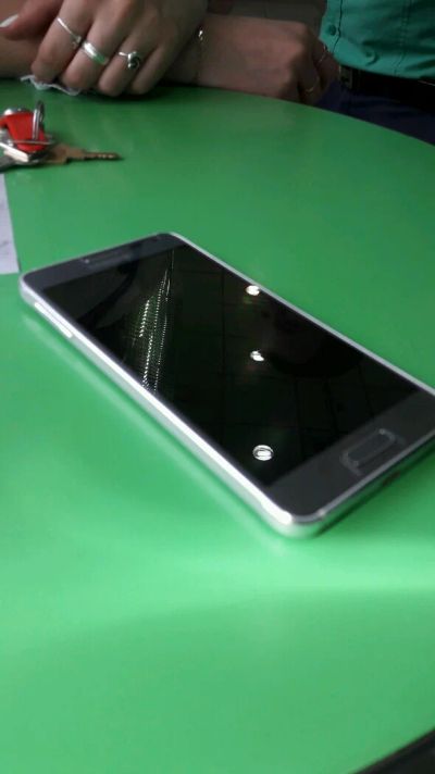 Лот: 7293537. Фото: 1. samsung galaxy alpha. Смартфоны