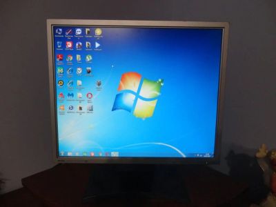 Лот: 14284572. Фото: 1. ЖК монитор 19" Benq fp93g p полностью... ЖК-мониторы