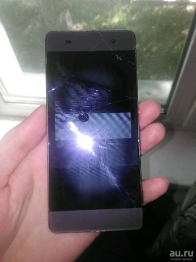Лот: 13834374. Фото: 1. Sony Xperia XA разбит дисплей. Смартфоны