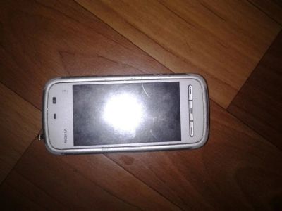 Лот: 3256695. Фото: 1. Nokia 5230 потрепаный жизнью но... Смартфоны