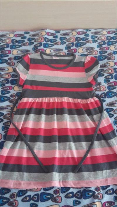 Лот: 10032454. Фото: 1. Платье в полоску. Платья, сарафаны