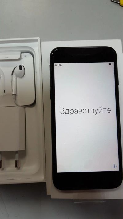 Лот: 10306759. Фото: 1. Apple iPhone 7 32 gb black. Смартфоны