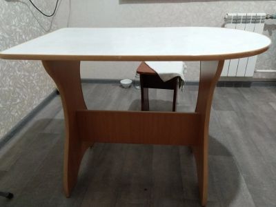 Лот: 15023160. Фото: 1. Стол кухонный. Столы, стулья, обеденные группы