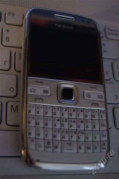 Лот: 2896259. Фото: 1. Nokia E72. Смартфоны