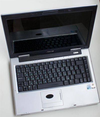 Лот: 3011300. Фото: 1. Ноутбук ASUS Z99H без HDD. Ноутбуки