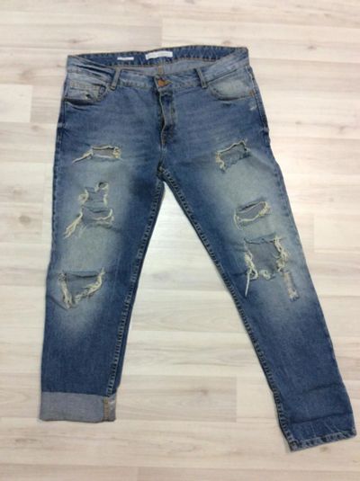 Лот: 10165971. Фото: 1. Джинсы Bershka бойфренды на размер... Джинсы