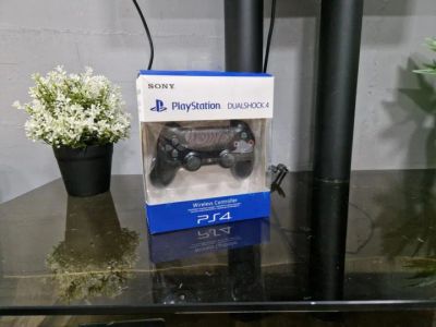 Лот: 25778097. Фото: 1. Геймпад PS4 Dualshock для Playstation... Игровые приставки, консоли