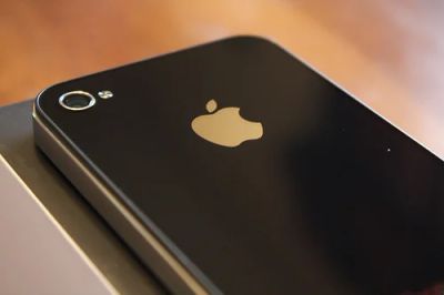 Лот: 3834132. Фото: 1. IPhone 4 32gb идеальное состояние. Смартфоны